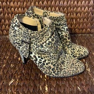 Leopard high heel ankle boots, size 7
